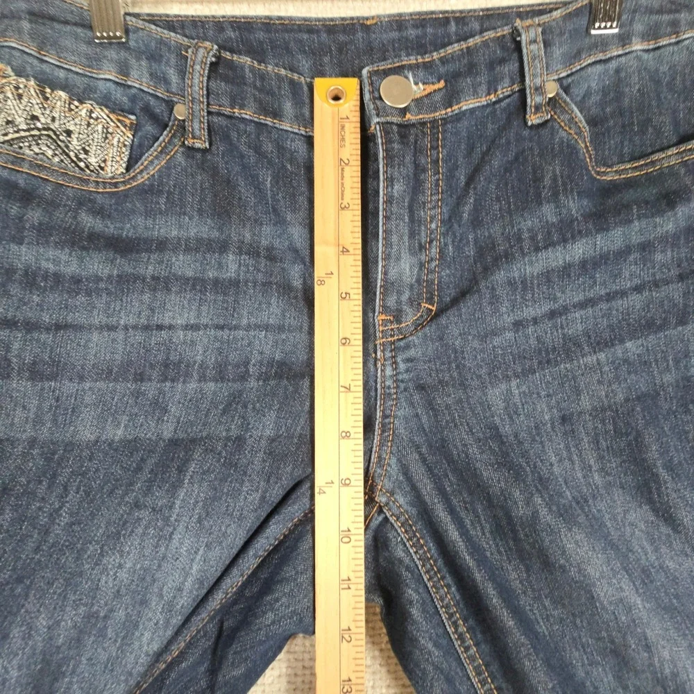 Christopher & Banks Womens Size 10 Dark Wash Embroidered Straight Leg‎ Jeans